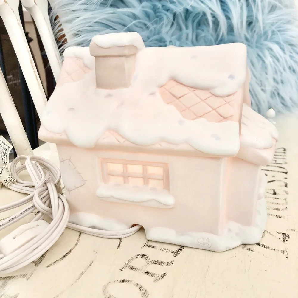 Precious Moments, Lighted Post Office, Vintage 1998, Very Nice Condition - Picture 2 of 11